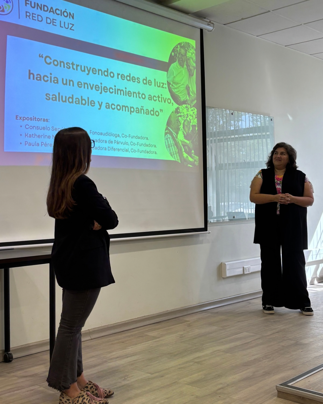 Charla “Construyendo redes de luz: hacia un envejecimiento activo, saludable y acompañado” UCM